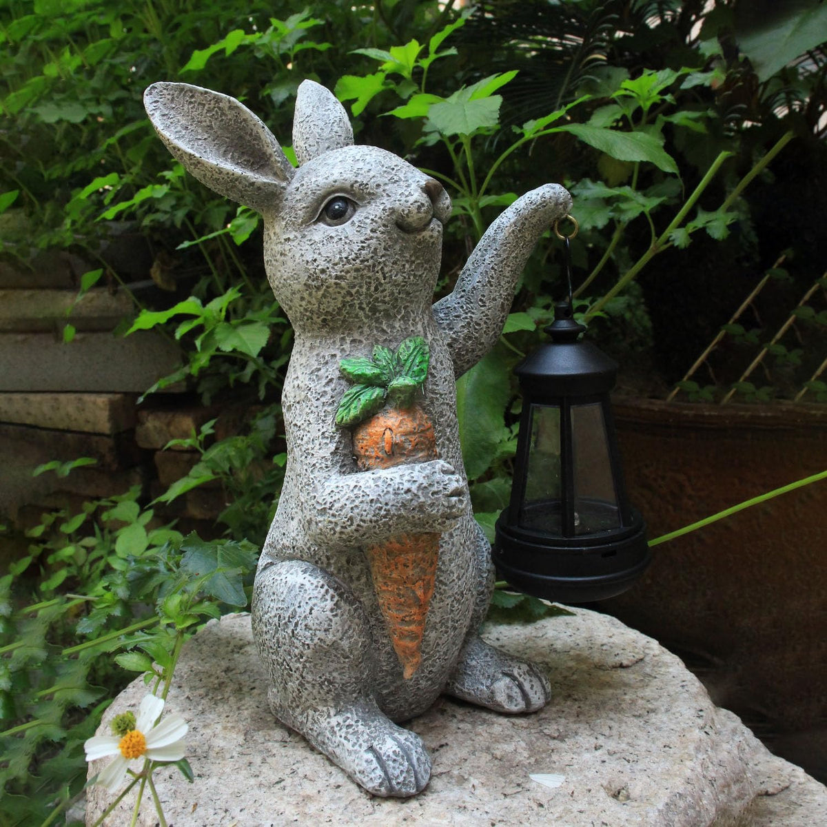 Garden Statues Rabbit Solar Lantern Outdoor Handmade Resin Statue Bunny with Cute Carrot for Patio