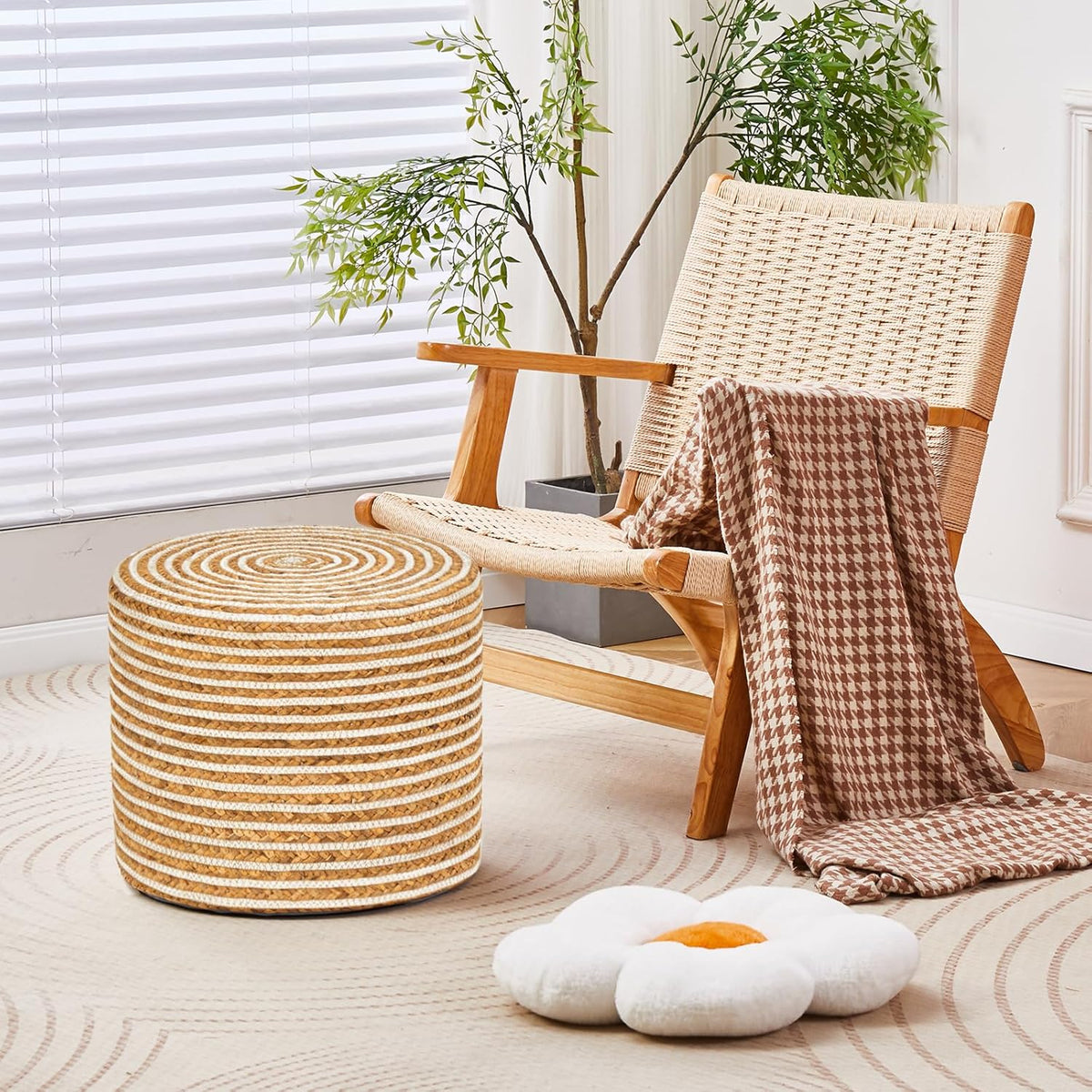 Wimarsbon 18'' Ottoman Pouf, Natural Braided Poof, Rustic Handweave Lounge Pouffe, Boho Footrest