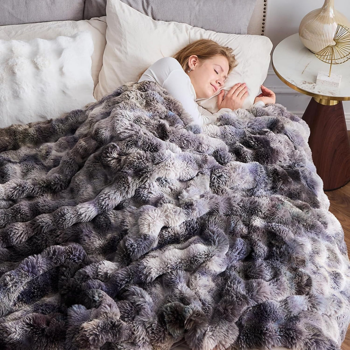 NEWCOSPLAY Faux Fur Throw Blanket Tie-dye Grey Luxury Fluffy Thick Warm Bubble Blanket for Couch