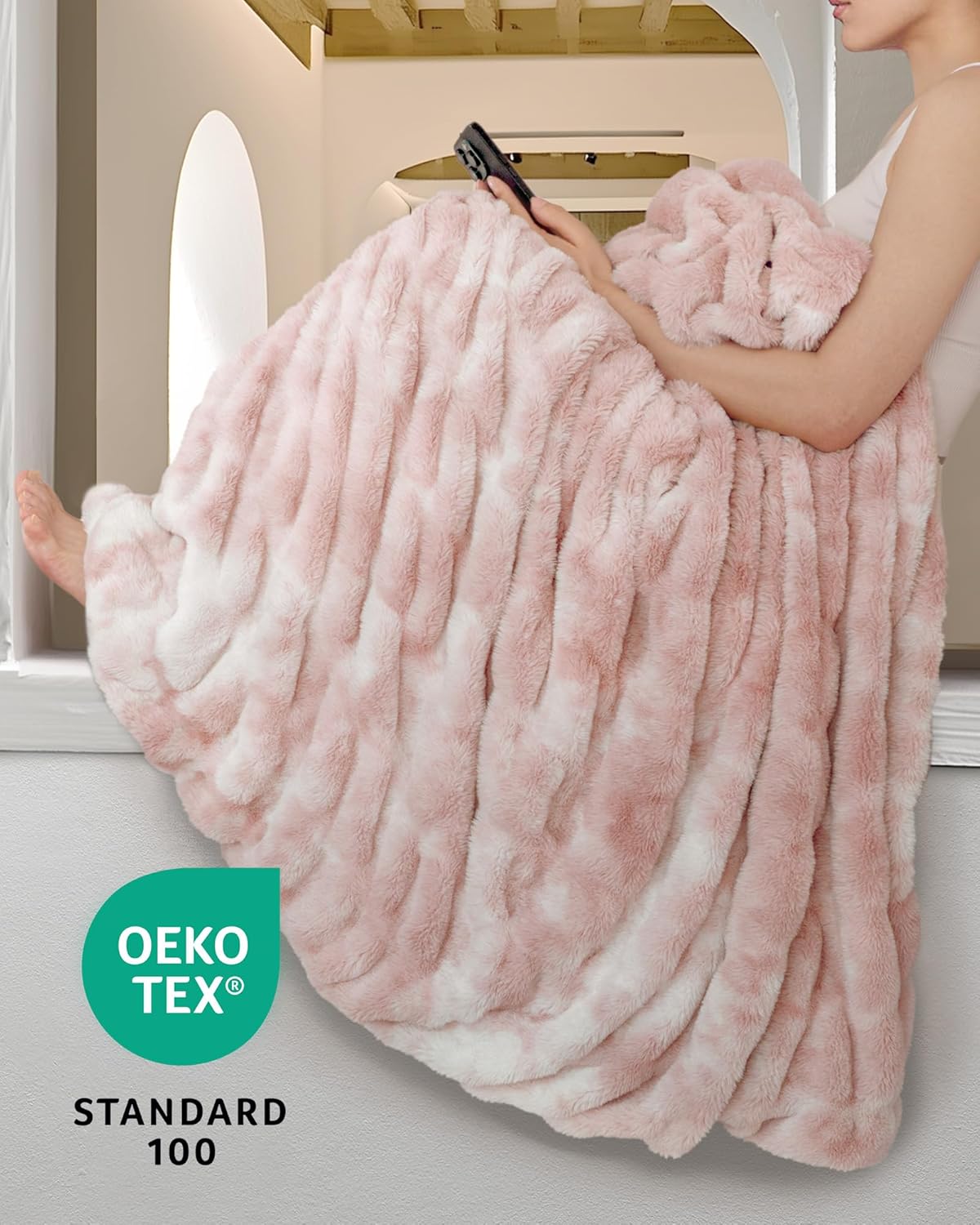 Faux Fur Blanket, Throw Blanket for Couch, Fluffy Blanket with Stretch Ruched Design, Ultra Soft