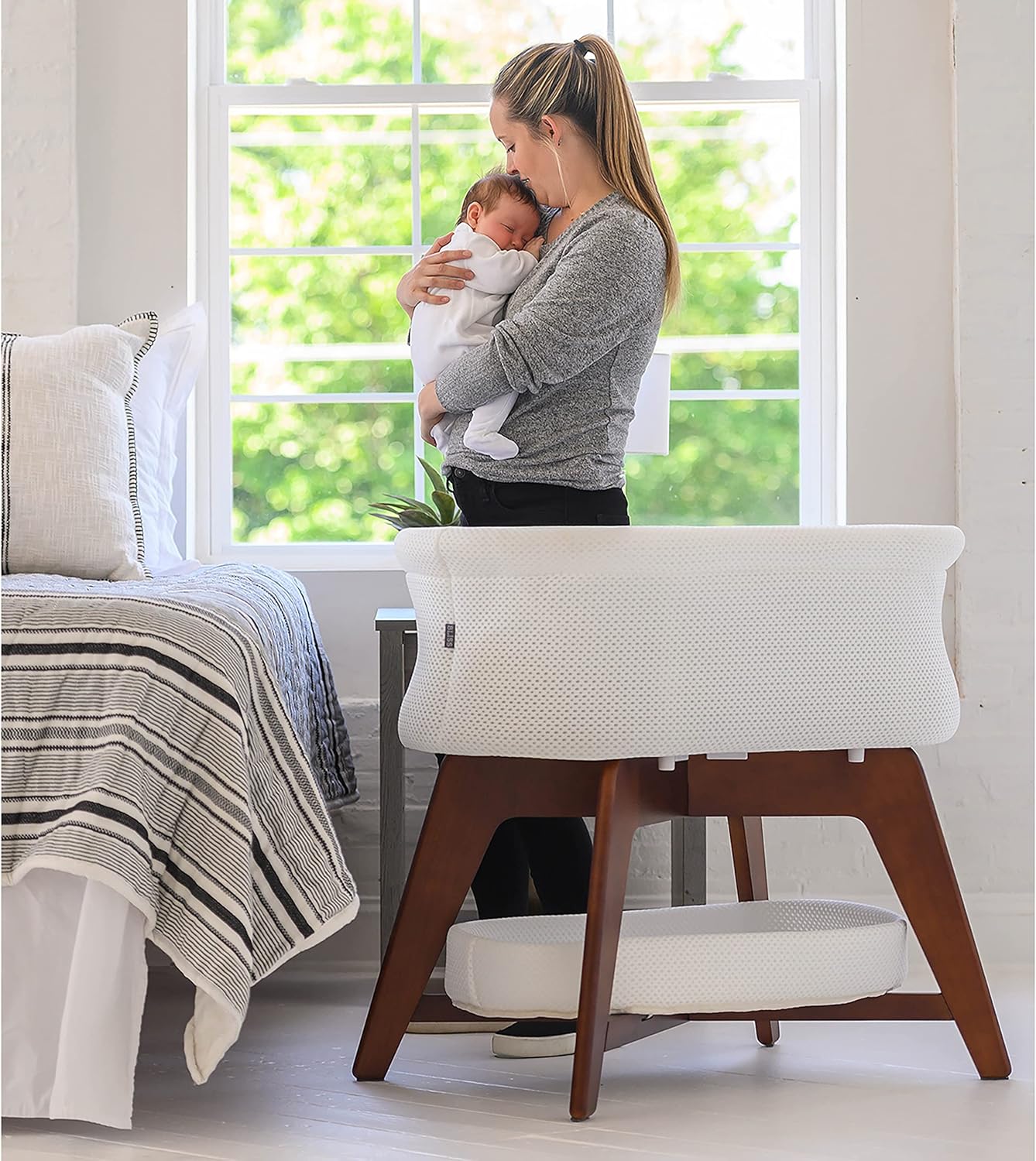 Evi Smart Baby Bassinet Beside Sleeper with Auto-Glide, Ambient Nightlight & Sensory Sounds