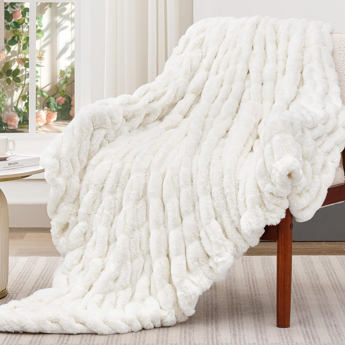 Touchat Ruched Faux Rabbit Fur Blanket, 700 GSM Luxury Dual-Sided Soft Cozy Blanket, Fuzzy Fluffy