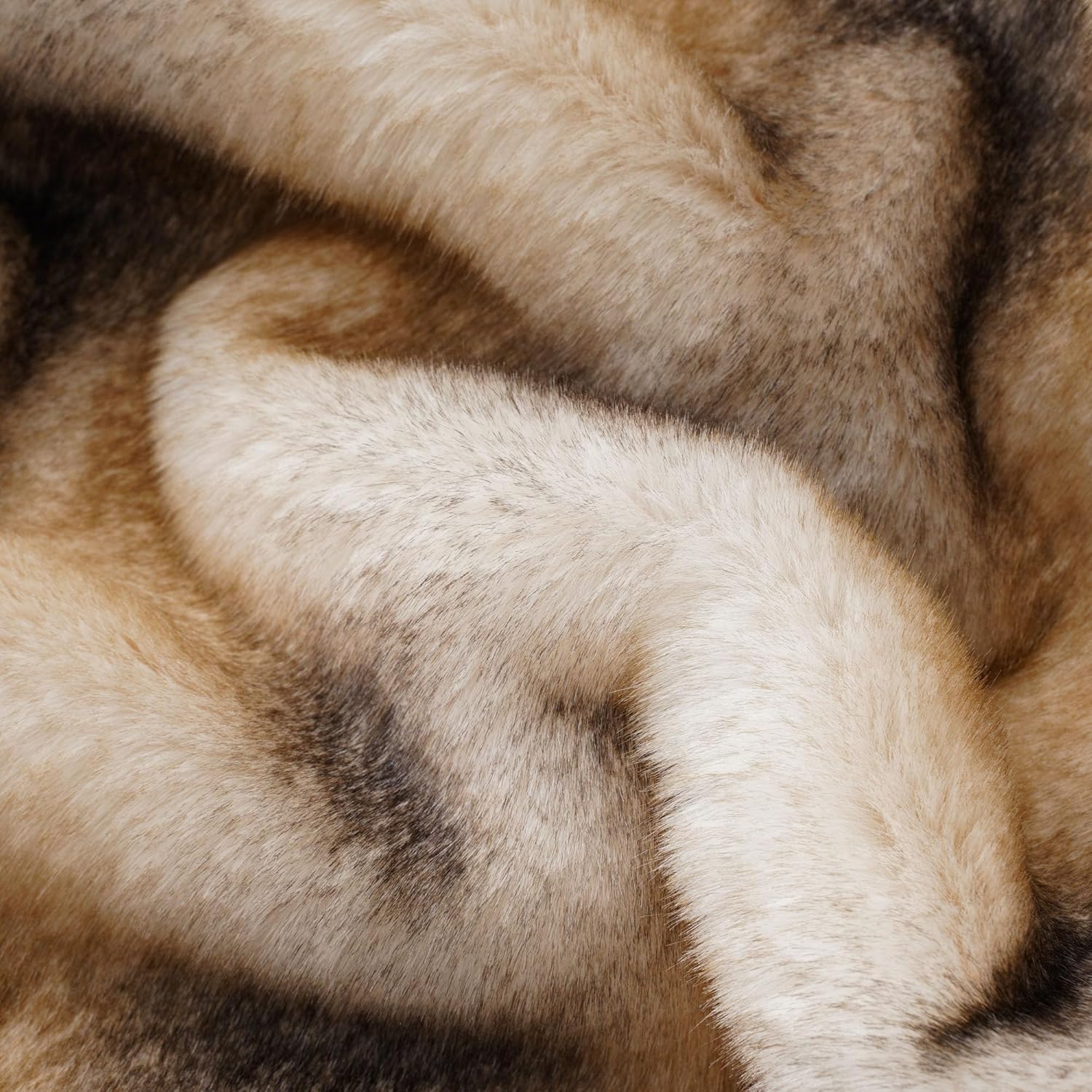 BATTILO HOME Luxury Faux Fur Throw Blanket, Soft Cozy Mink Fur Blanket for Couch, Sofa, Chair, Bed