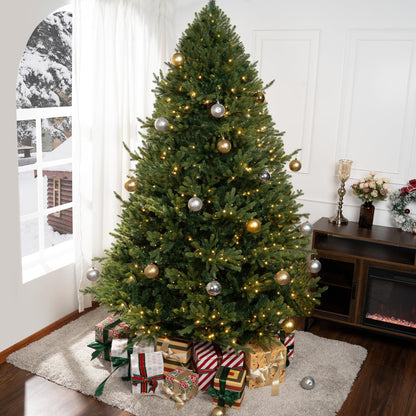 Naomi Home 6.5ft Traditional Christmas Tree with Lights Realistic Classic Christmas Tree Prelit