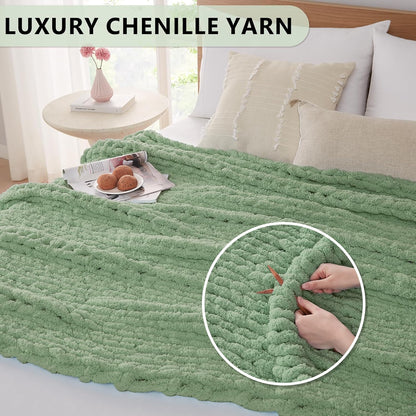 L'AGRATY Chunky Knit Blanket Throw - Soft Chunky Throw Blanket 50x60: 100% Hand Kintted Chenile
