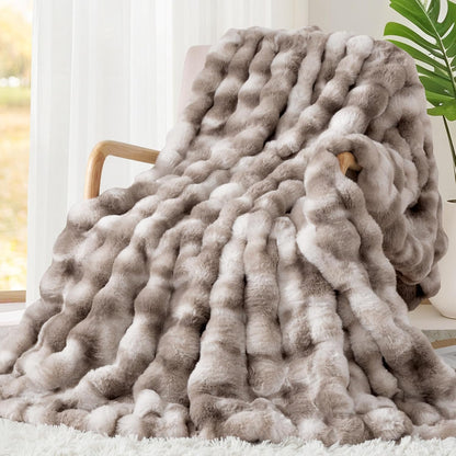 Touchat Luxury 1000GSM Rabbit Faux Fur Blanket, Super Heavy Warm Cozy Brown Blankets for Couch Bed