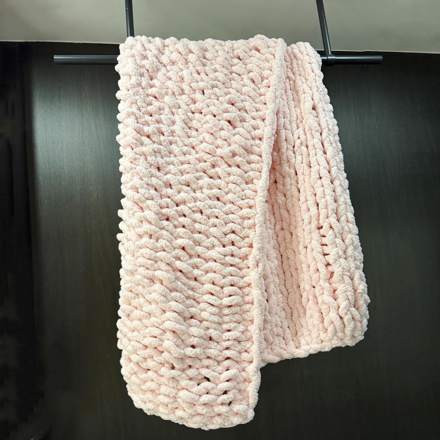 Chunky Knit Blanket Throw 40"×40", Chenille Throw Blankets, Handmade Warm & Cozy Blanket Couch Bed