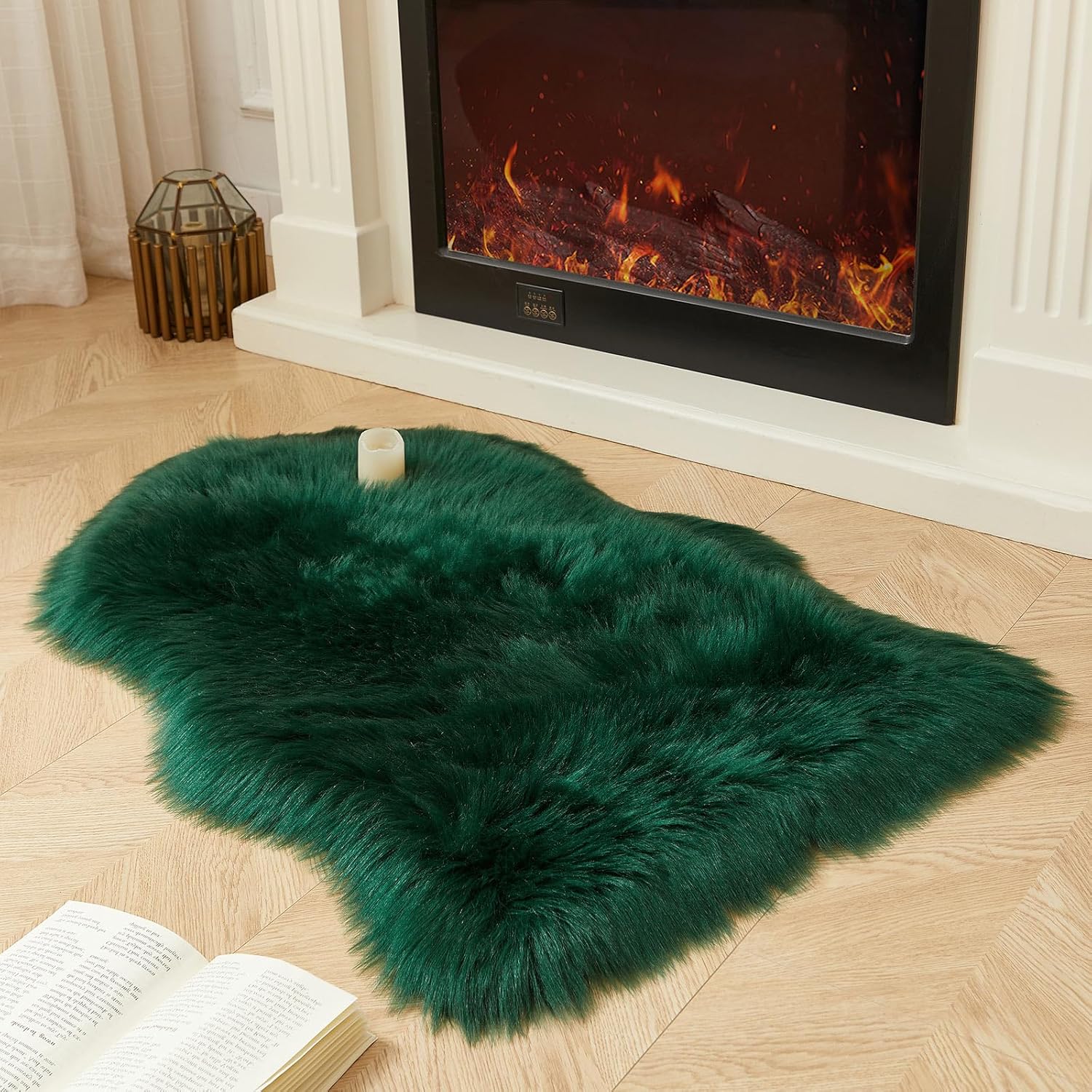 AMTOVO Faux Fur Rug, Dark Green Small Area Rug, Fluffy Sheepskin Rug, Fuzzy Ultra Soft 2 x 3 ft