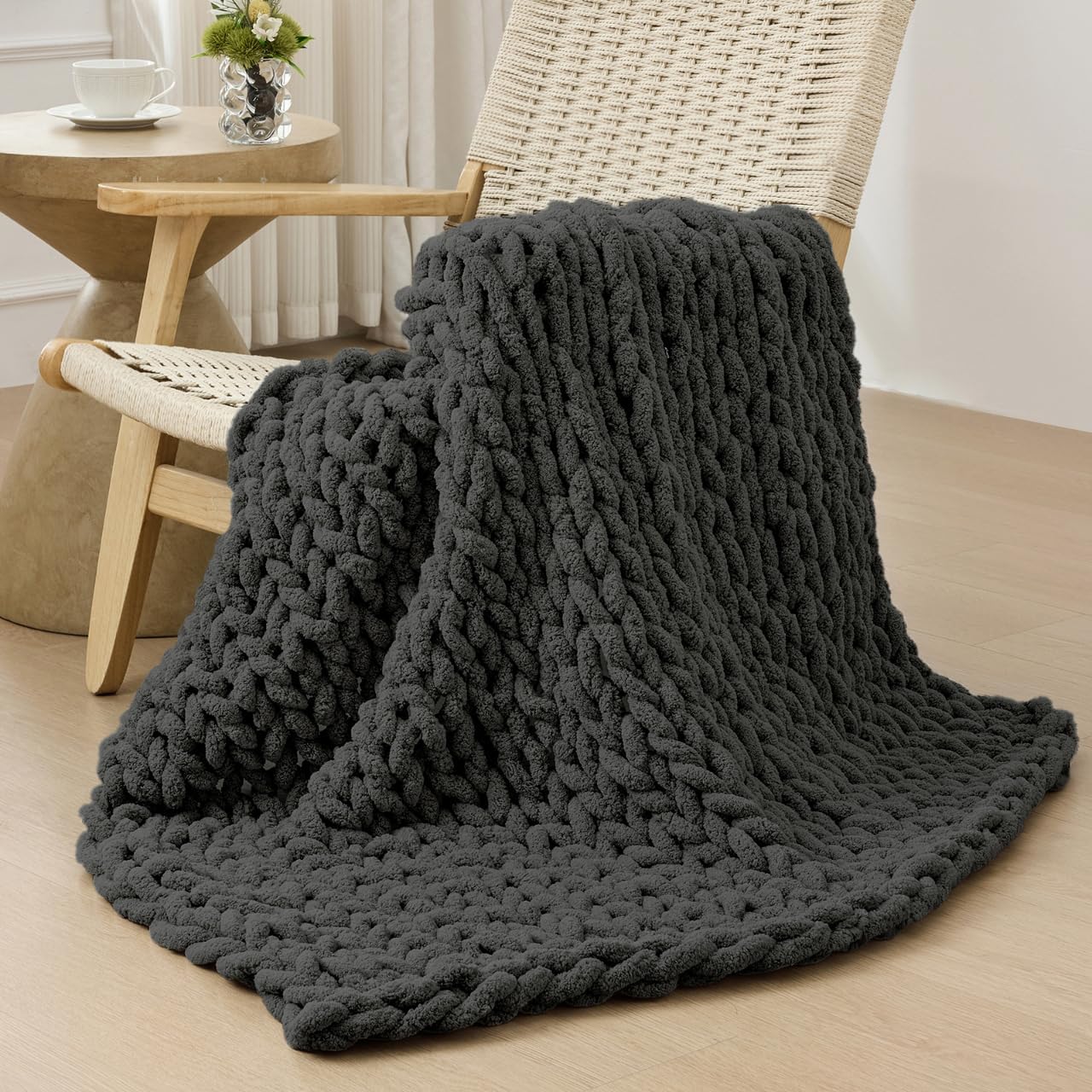 Bigacogo Chunky Knit Throw Blanket for Couch, 40x40 inches, 100% Hand Knitted with Thick Jumbo
