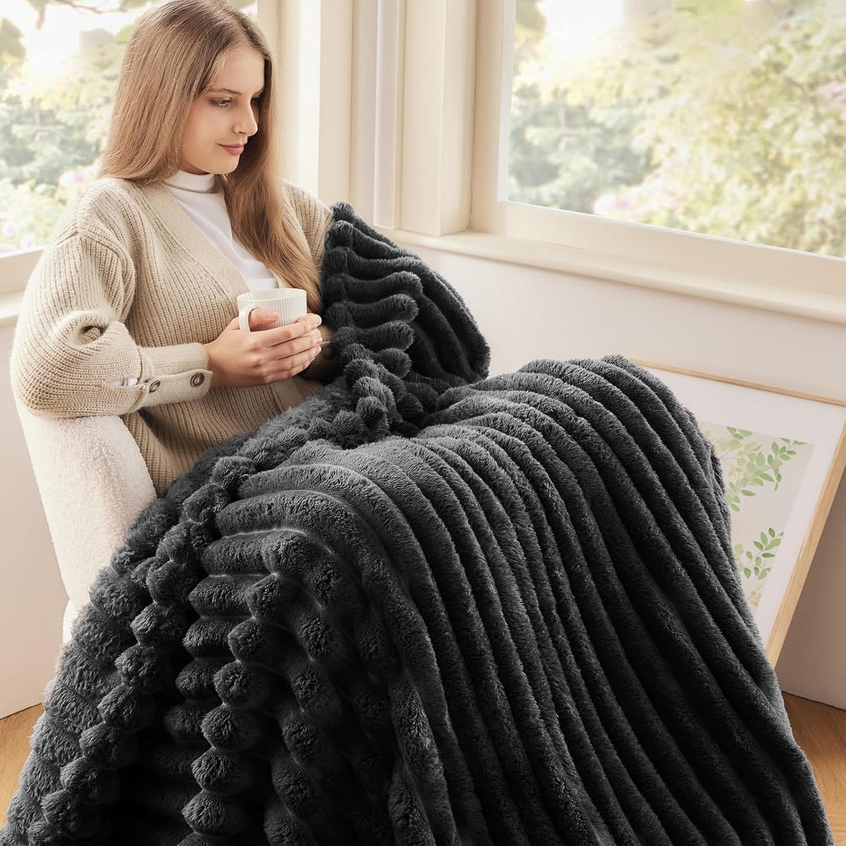 NEWCOSPLAY Super Soft Throw Blanket Grey Premium Silky Flannel Fleece 3D Ribbed Jacquard