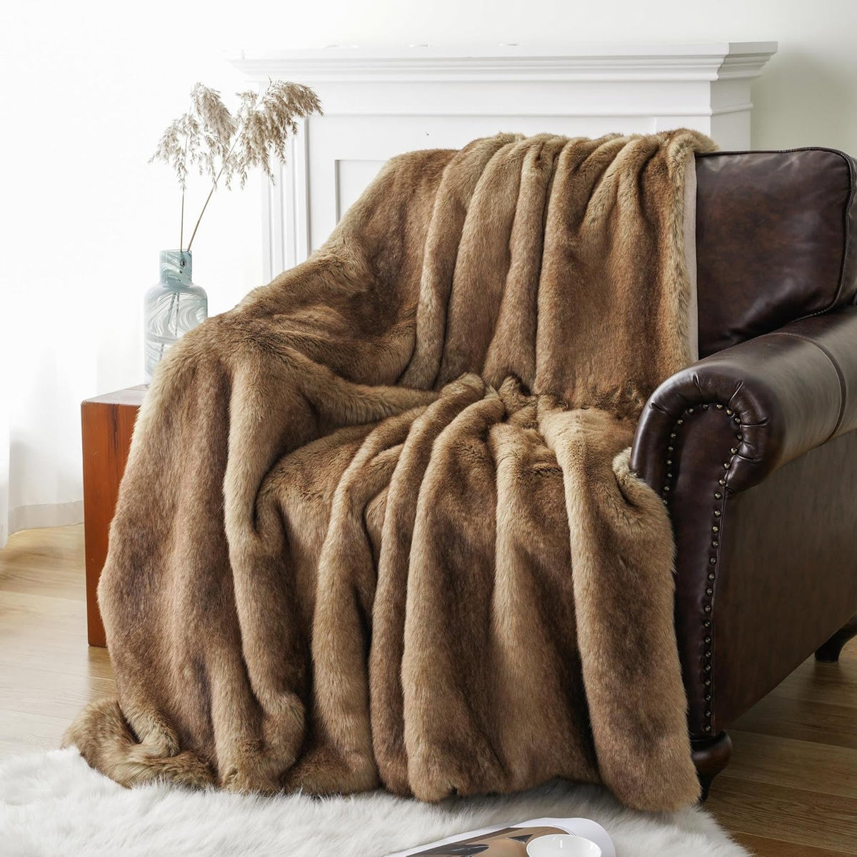 BATTILO HOME Luxury Camel Faux Fur Throw Blanket, Soft Cozy Warm Mink Fur Blanket for Bed, Home