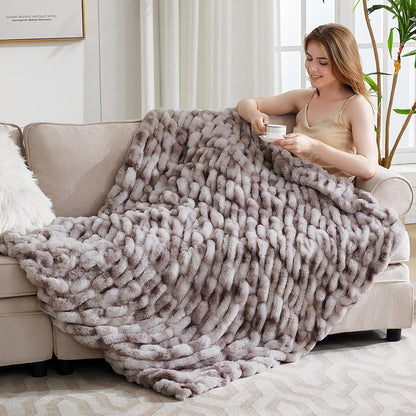 Ultra Soft Luxury Faux Fur Throw Blanket for Counch,Fuzzy Fluffy Plush Warm Cozy Elegant Wrinkled