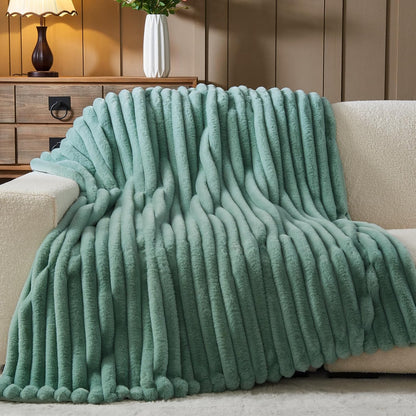 NEWCOSPLAY Faux Fur Throw Blanket New Sage Green 3D Ribbed Plush Thick Warm Blanket for Couch Sofa