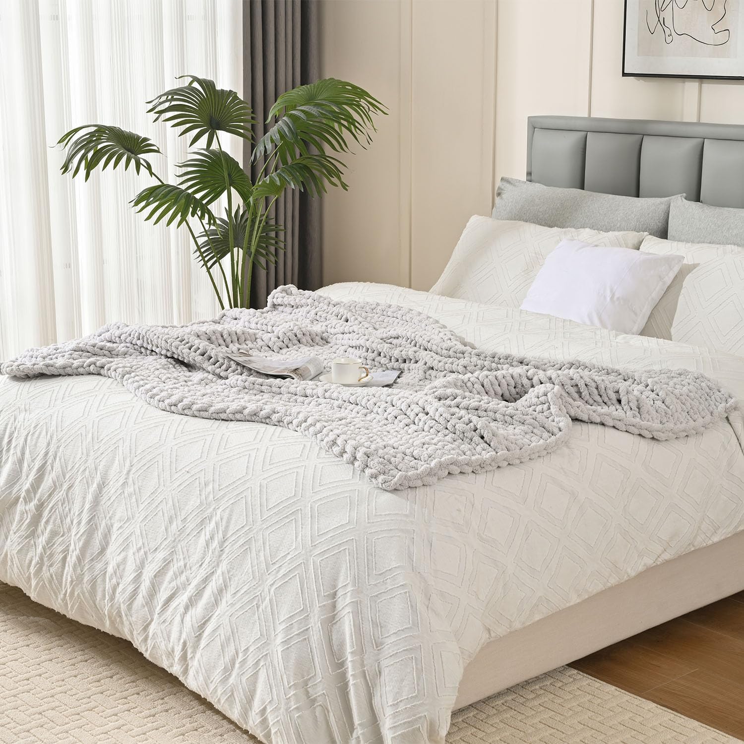 Esterra Chunky Knit Blanket Throw 50"x60", 100% Hand Knitted Chenille Throw Blanket, Cozy Soft