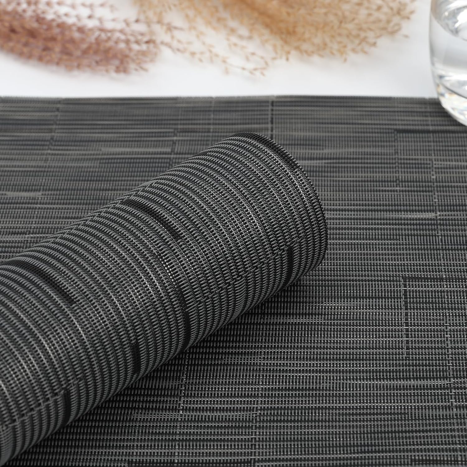 Myir JUN Placemats Set of 6, Vinyl Woven Placemats Place Mats Indoor Washable Table Mats Non-Slip
