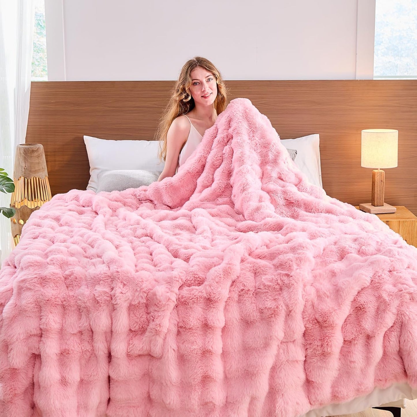 Lotus Karen Faux Fur Throw Blanket Pink - Big Bubble Rabbit Fluff Blanket for Couch, Large Fluffy