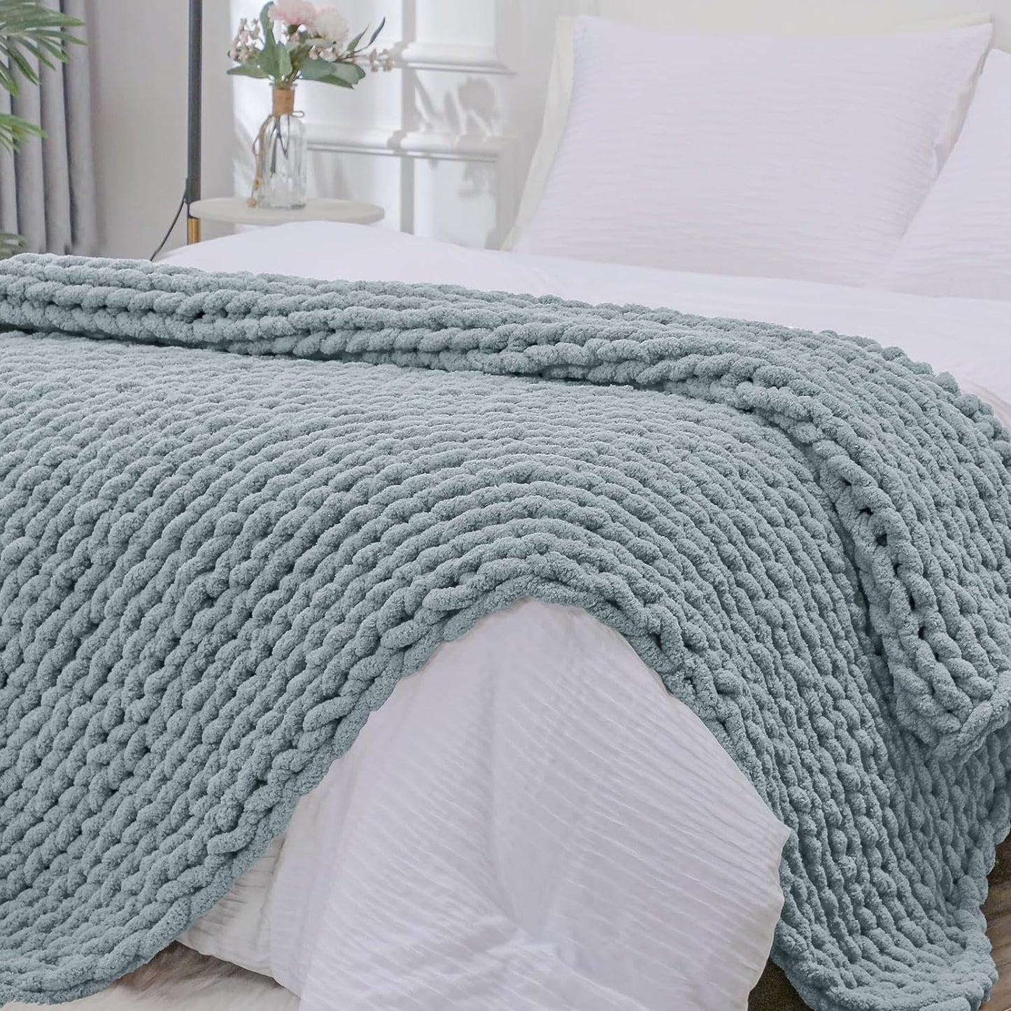 Bigacogo Chunky Knit Throw Blanket for Couch, 51x63 inches, 100% Hand Knitted with Thick Jumbo