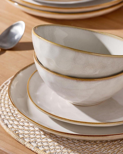 Famiware Ocean Round Plates and Bowls Set, 18 Pieces Dinnerware Sets, Dishes Set for 6, Reactive