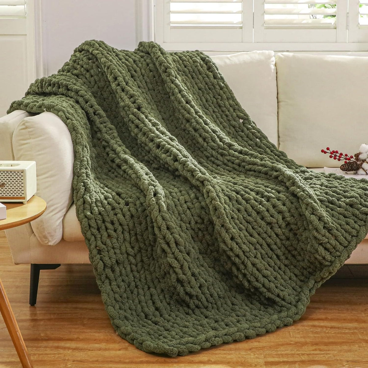 WESHIONGOO Chunky Knit Blanket Throw 50"×60" Knitted Throw Blankets for Couch Bed Fluffy Soft