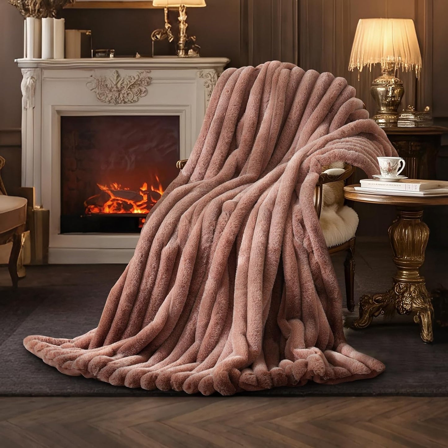 Amélie Home Faux Fur Throw Blanket for Couch, Ultra Cozy Fuzzy Fluffy Fur Luxurious Soft Striped