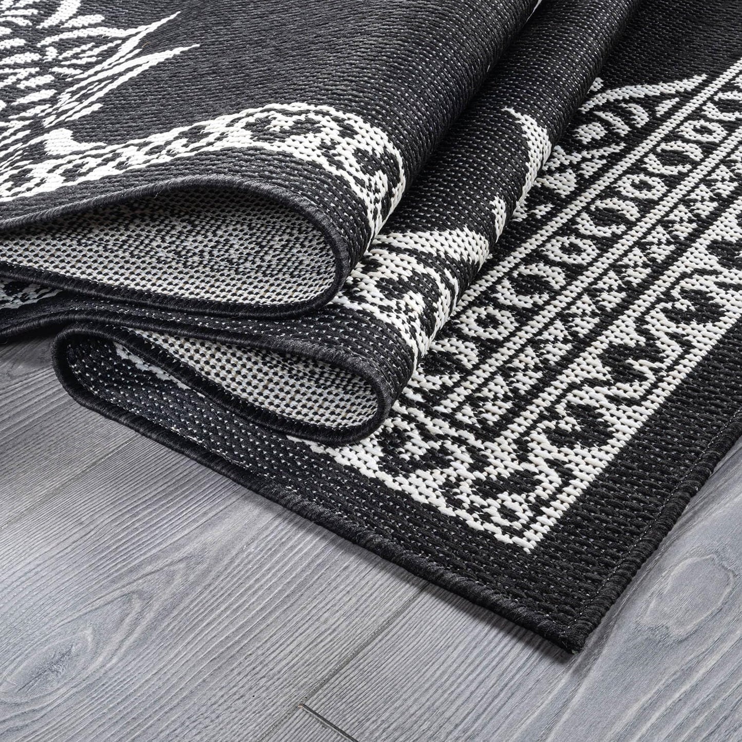 CAMILSON Outdoor Rug, 8x10 Medallion Black White Modern Area Rugs for Indoor and Outdoor Patios