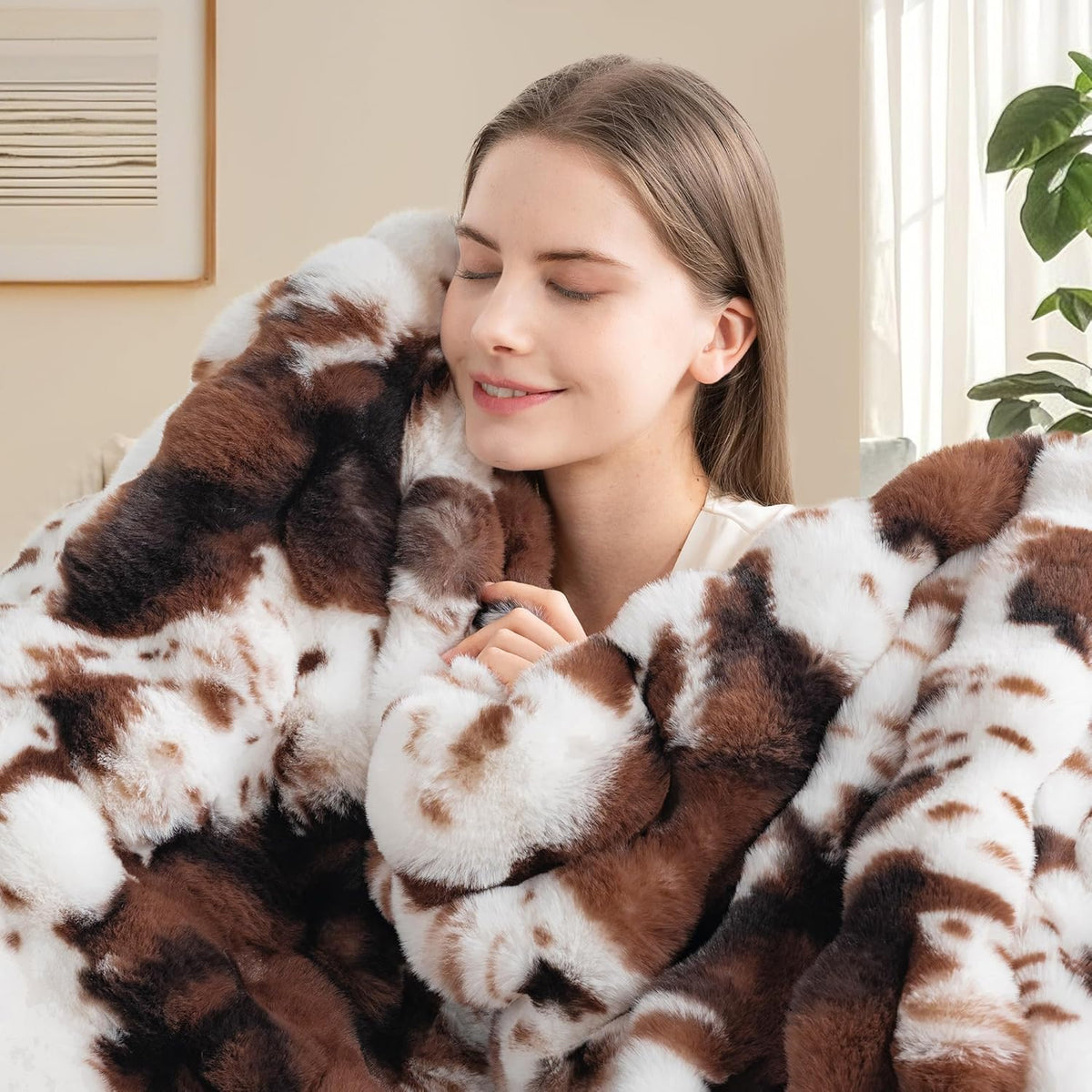 Touchat Cow Print Blanket for Couch, Faux Fur Throw Blanket, Super Heavy Warm Cozy Blankets for Bed