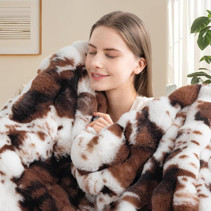 Touchat Cow Print Blanket for Couch, Faux Fur Throw Blanket, Super Heavy Warm Cozy Blankets for Bed