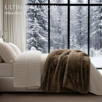 Luxury Soft Faux Chinchilla Fur Throw Blanket for Couch, Warm Thick Heavy Winter Throw Blanket