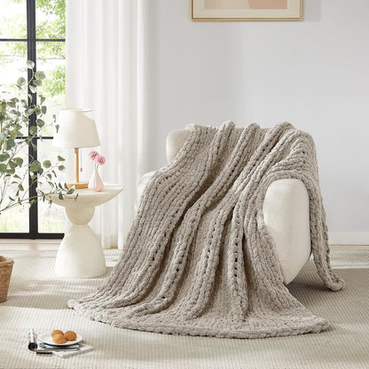 L'AGRATY Chunky Knit Blanket Throw: 80''x90'' Chenille Chunky Knitted Throw Blankets for Bed Couch
