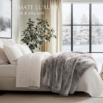Luxury Soft Faux Chinchilla Fur Throw Blanket for Couch, Warm Thick Heavy Winter Throw Blanket
