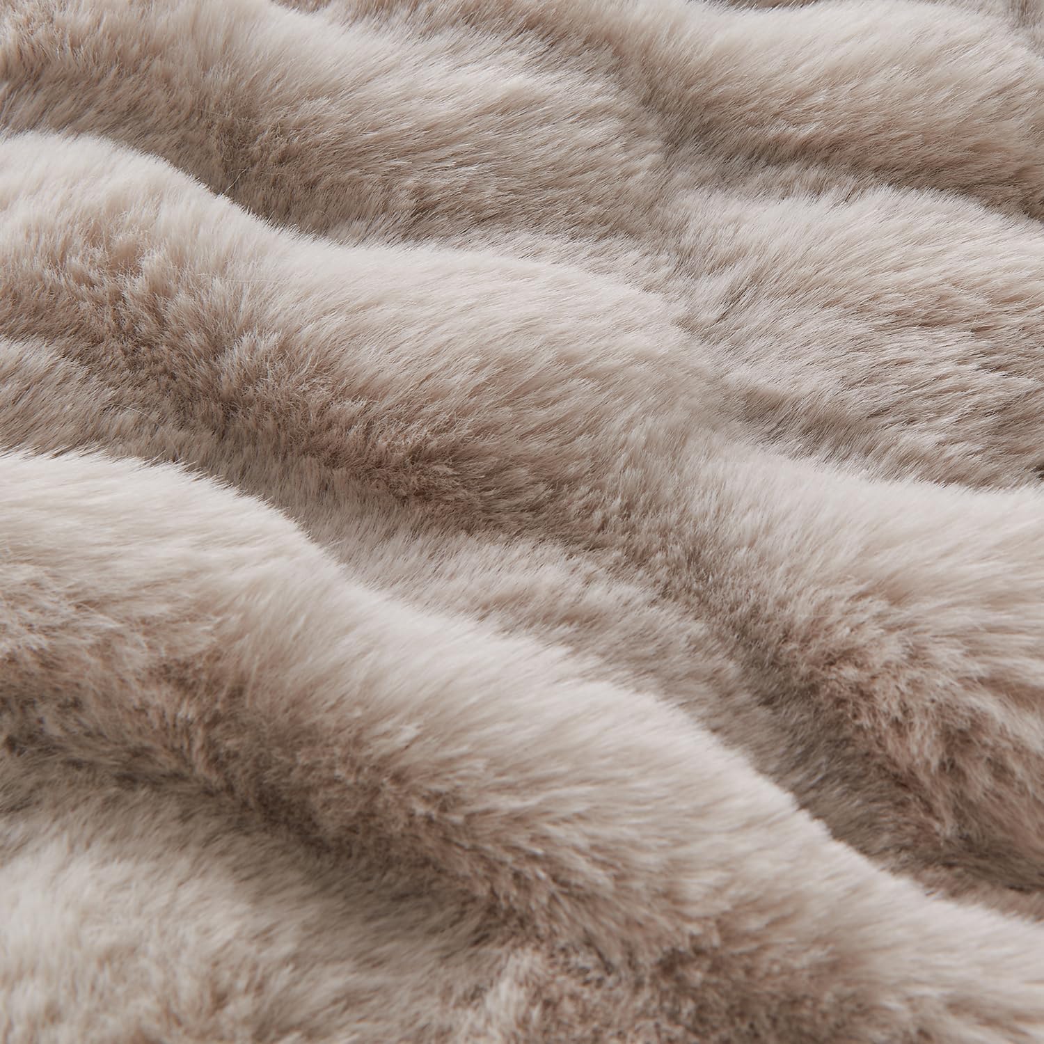 Lotus Karen Faux Fur Throw Blanket Linen - 800 GSM Bubble Rabbit Fluff Blanket for Couch Bed
