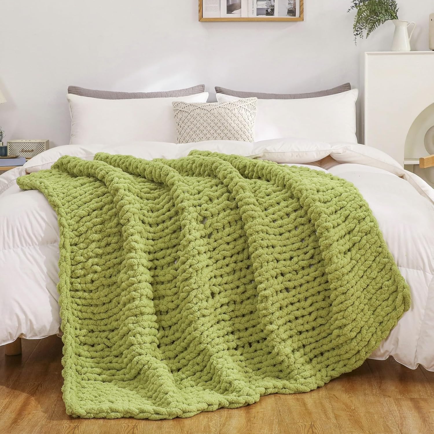 WESHIONGOO Chunky Knit Blanket Throw 50"×60" Knitted Throw Blankets for Couch Bed Fluffy Soft