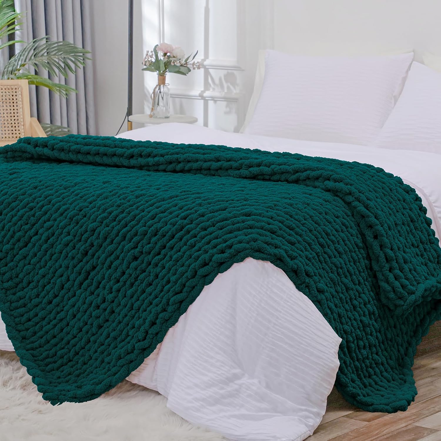 Bigacogo Chunky Knit Throw Blanket for Couch, 51x63 inches, 100% Hand Knitted with Thick Jumbo