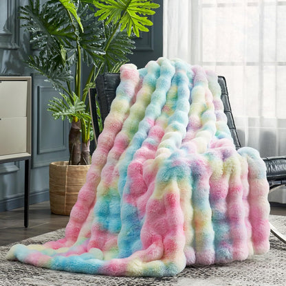 Cozy Bliss Faux Fur Throw Blanket for Couch, Fuzzy Soft Plush Thick Bubble Blanket for Sofa Bedroom