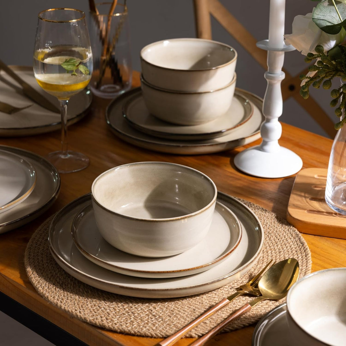 GBHOME Ceramic Dinnerware Sets for 4, 12 Pieces Stoneware Plates and Bowls Sets, Scratch Resistant