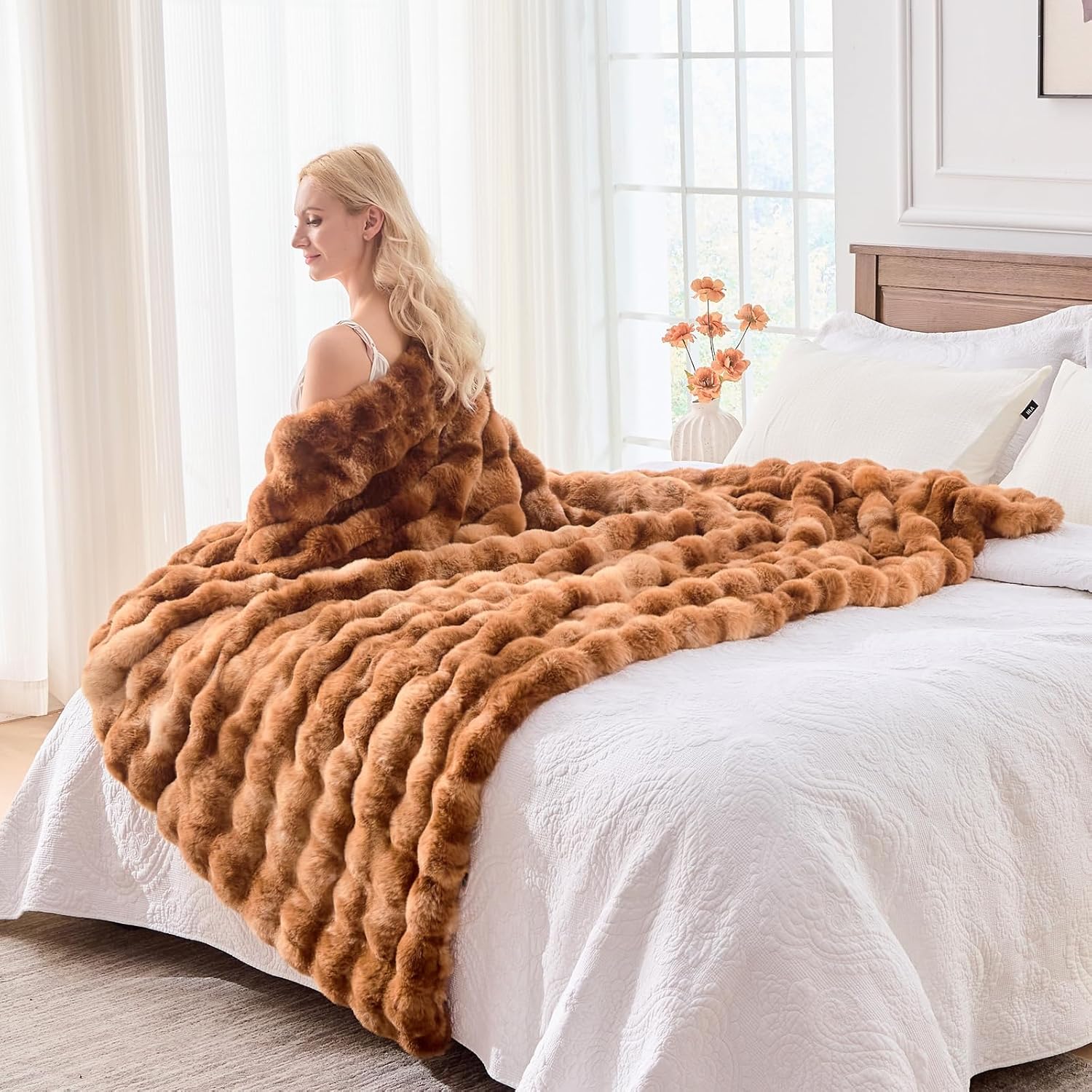 BENVWE Faux Fur Throw Blanket for Couch - Fluffy Soft Thick Bubble Blanket for Living Room Home