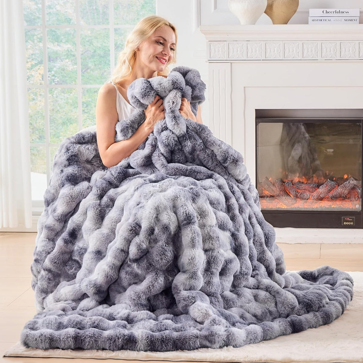 BENVWE Fluffy Faux Fur Throw Blanket for Couch - Soft, Plush, Thick, Cozy, Fuzzy Luxury Minky