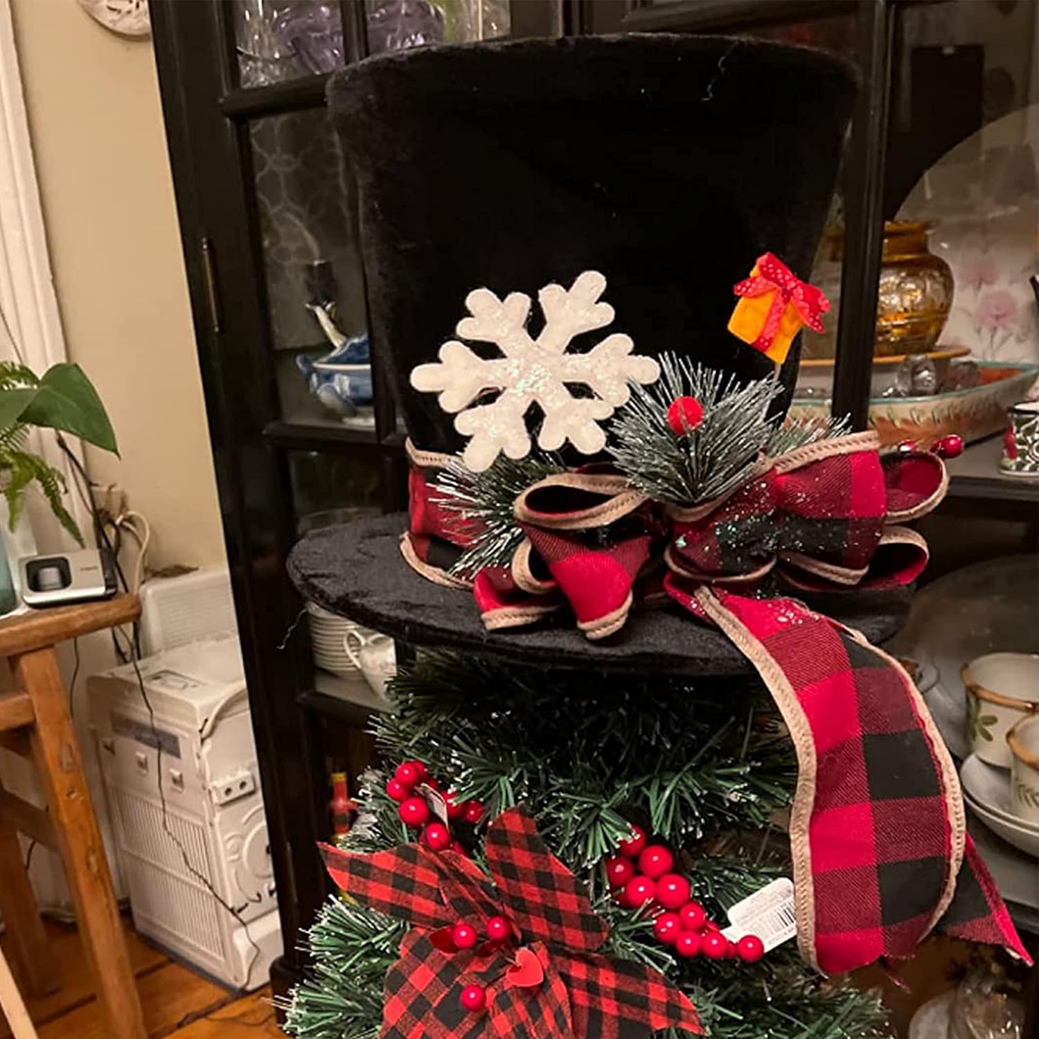 yofit Christmas Tree Topper Hat, Black Velvet Hat with Red Buffalo Plaid Bow Red Berry Snowflake