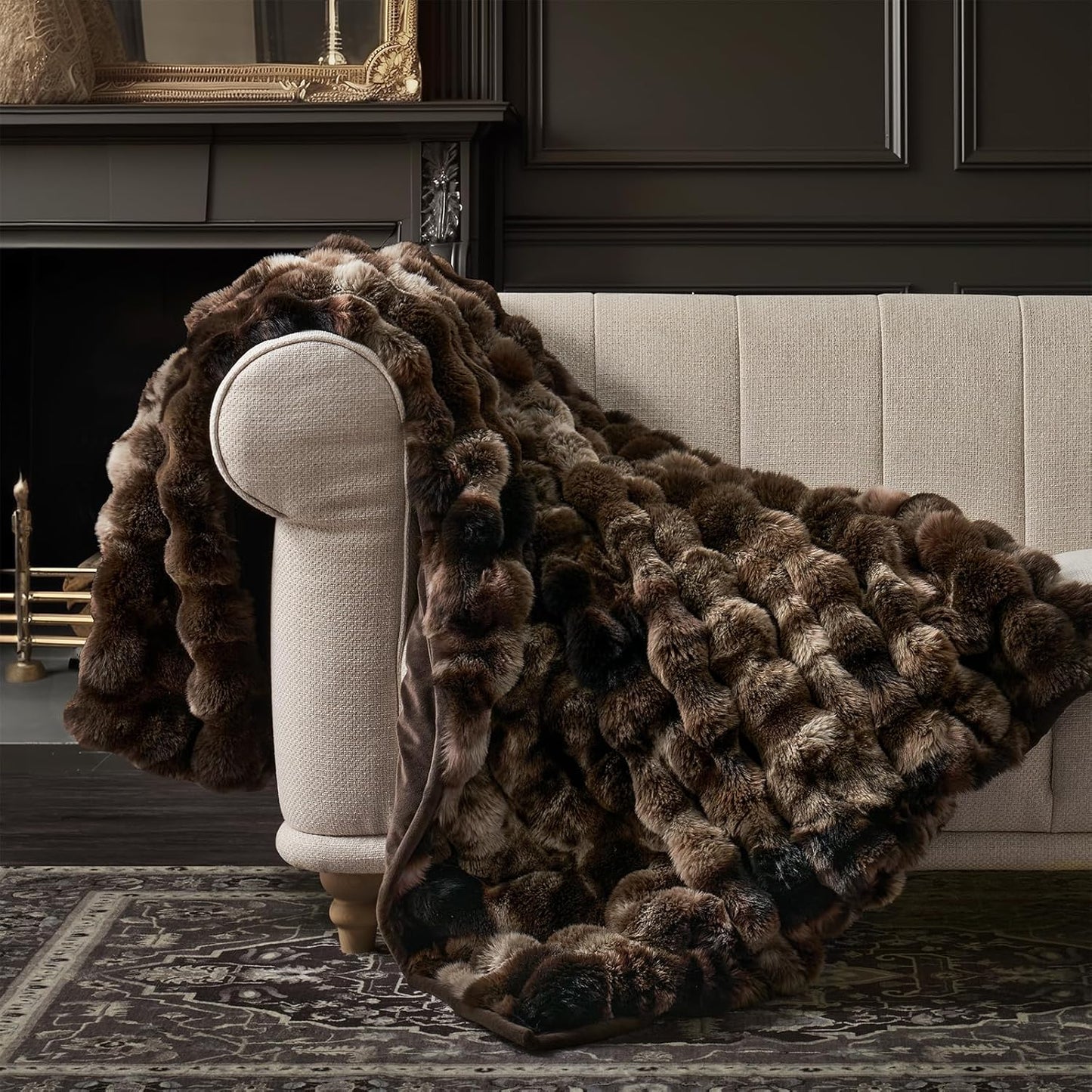 EVERGRACE Ultra Soft Luxury Fluffy Ridgeline Faux Rabbit Fur Throw Blanket, Thick Warm Bubble Throw