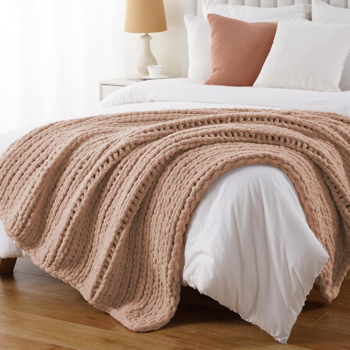 Battilo Chunky Knit Throw Blanket, Soft and Thick Chenille Throw Blanket, 50"x60" Handmade Cable