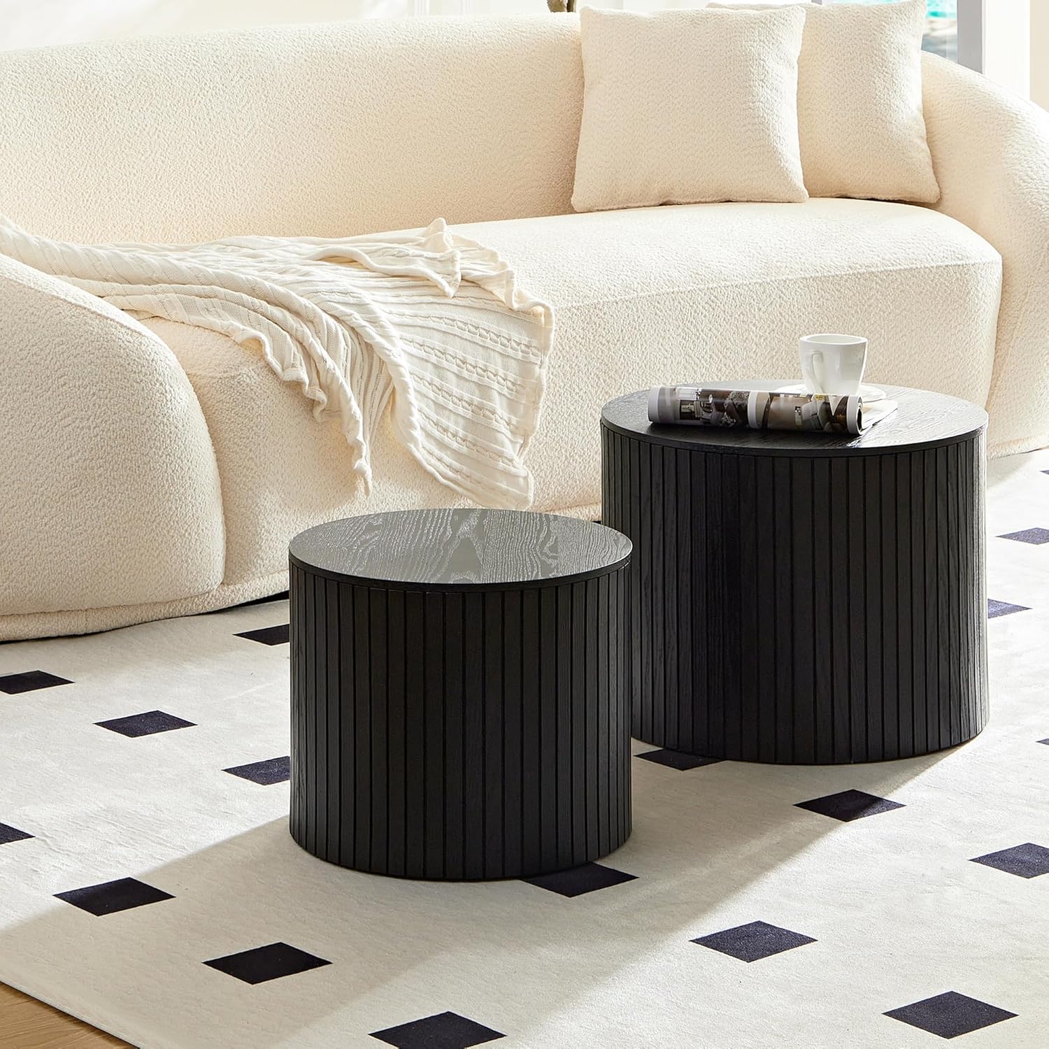 Nesting Coffee Tables Set of 2, Wooden Round Coffee Tables with Storage,Modern Circle Accent End