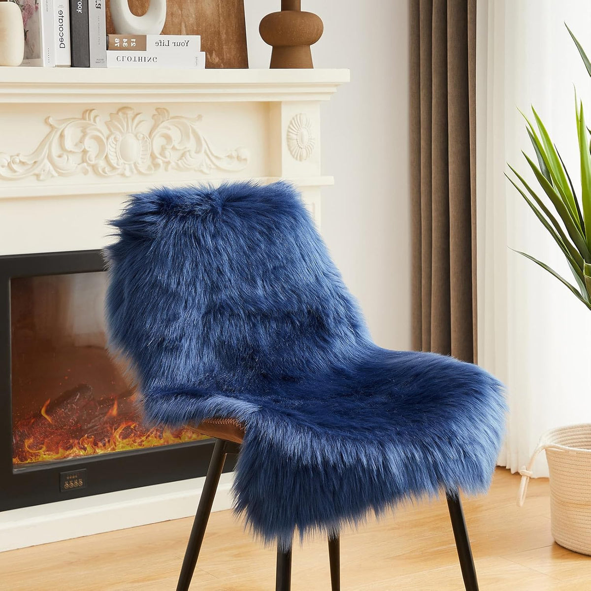 AMTOVO Faux Fur Rug, Dark Blue Small Area Rug, Fluffy Sheepskin Rug, Fuzzy Ultra Soft 2 x 3 ft Shag