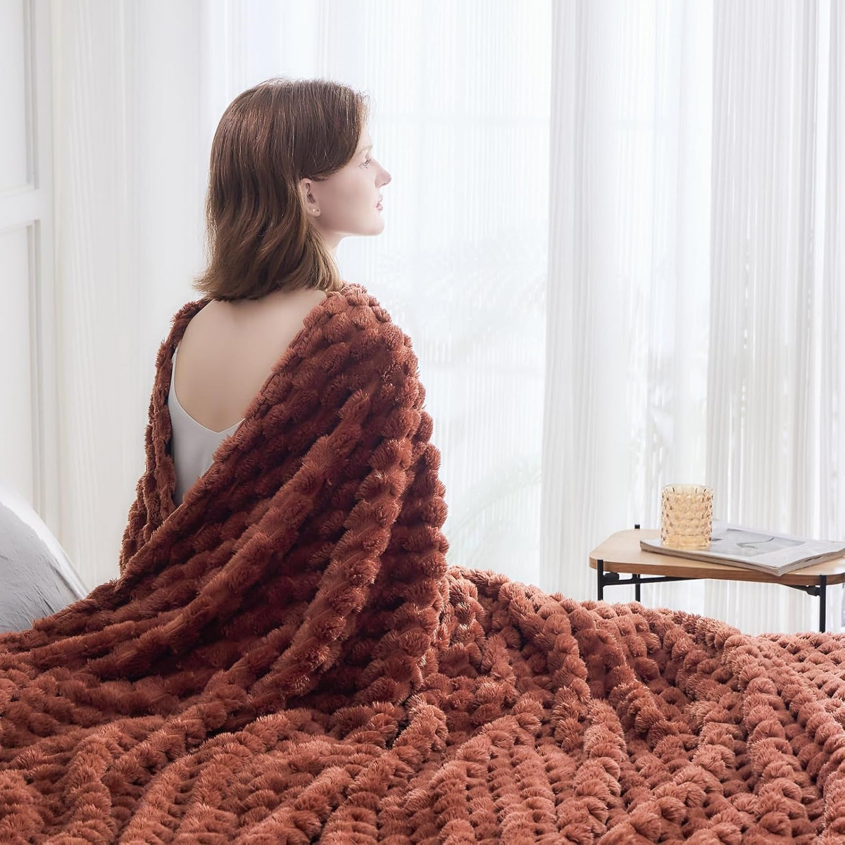 NEWCOSPLAY Super Soft Queen Blanket Coffee Premium Silky Flannel Fleece 3D Clouds Stylish Jacquard