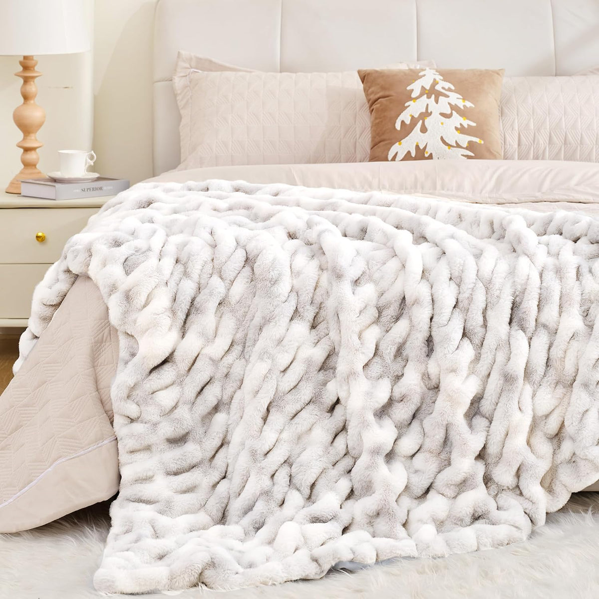 Touchat Ruched Faux Rabbit Fur Throw Blanket, 700 GSM Luxury Dual-Sided Soft Cozy Blanket, Fuzzy