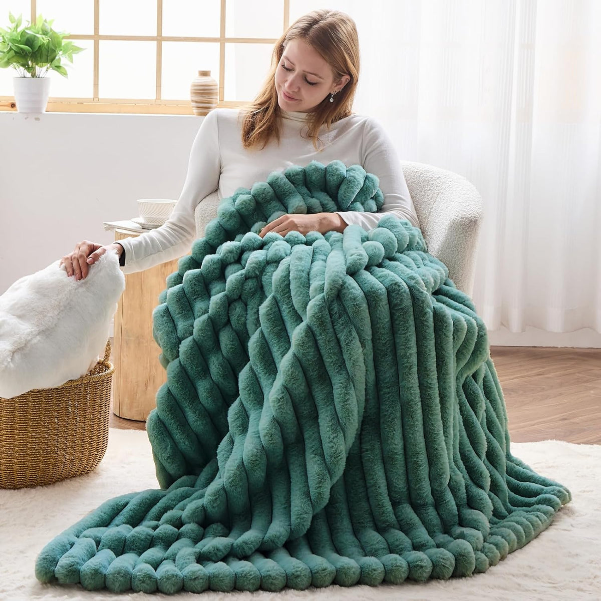NEWCOSPLAY Faux Fur Twin Blanket Light Teal 3D Ribbed Plush Thick Warm Blanket for Couch Sofa Bed
