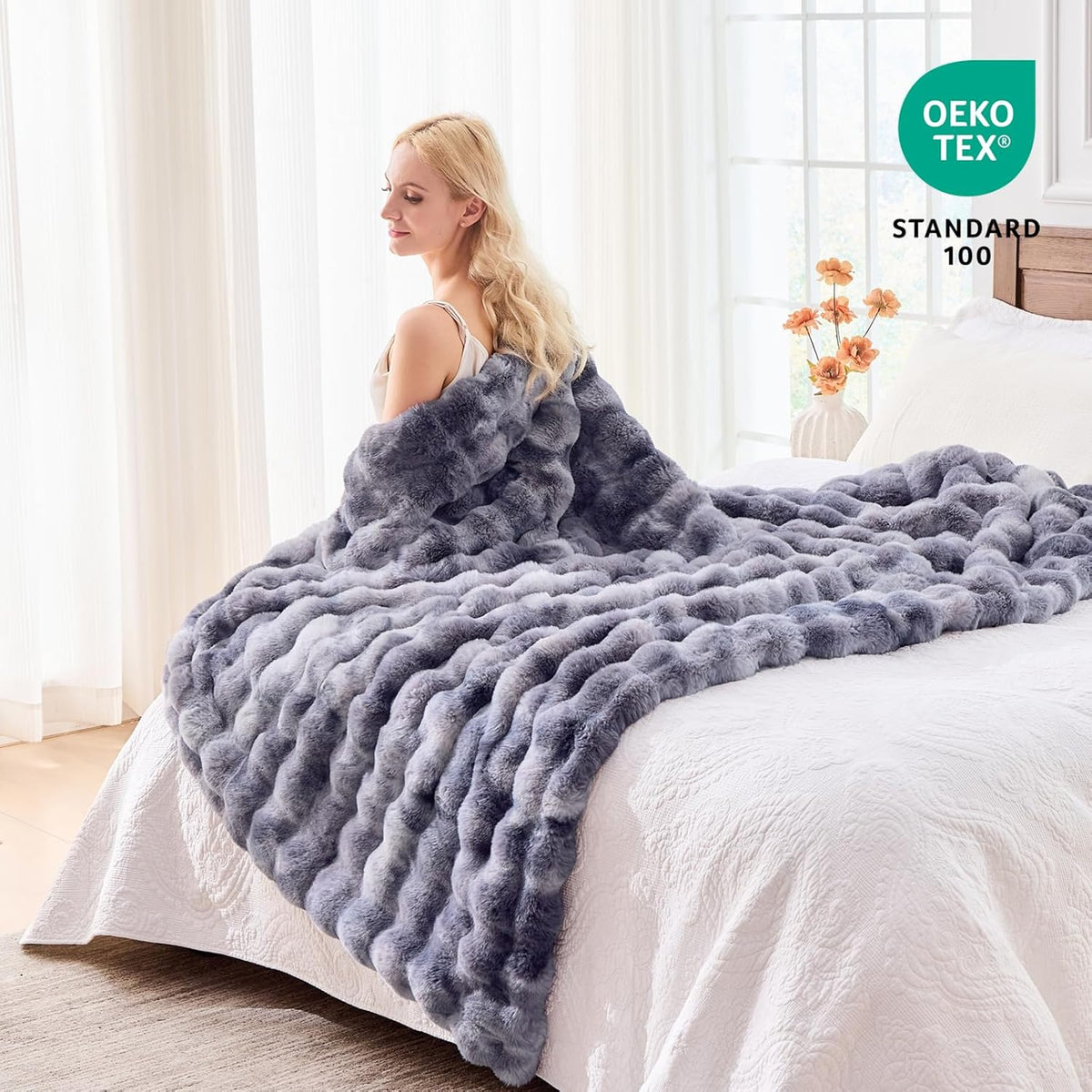 BENVWE Fluffy Faux Fur Throw Blanket for Couch - Soft, Plush, Thick, Cozy, Fuzzy Luxury Minky