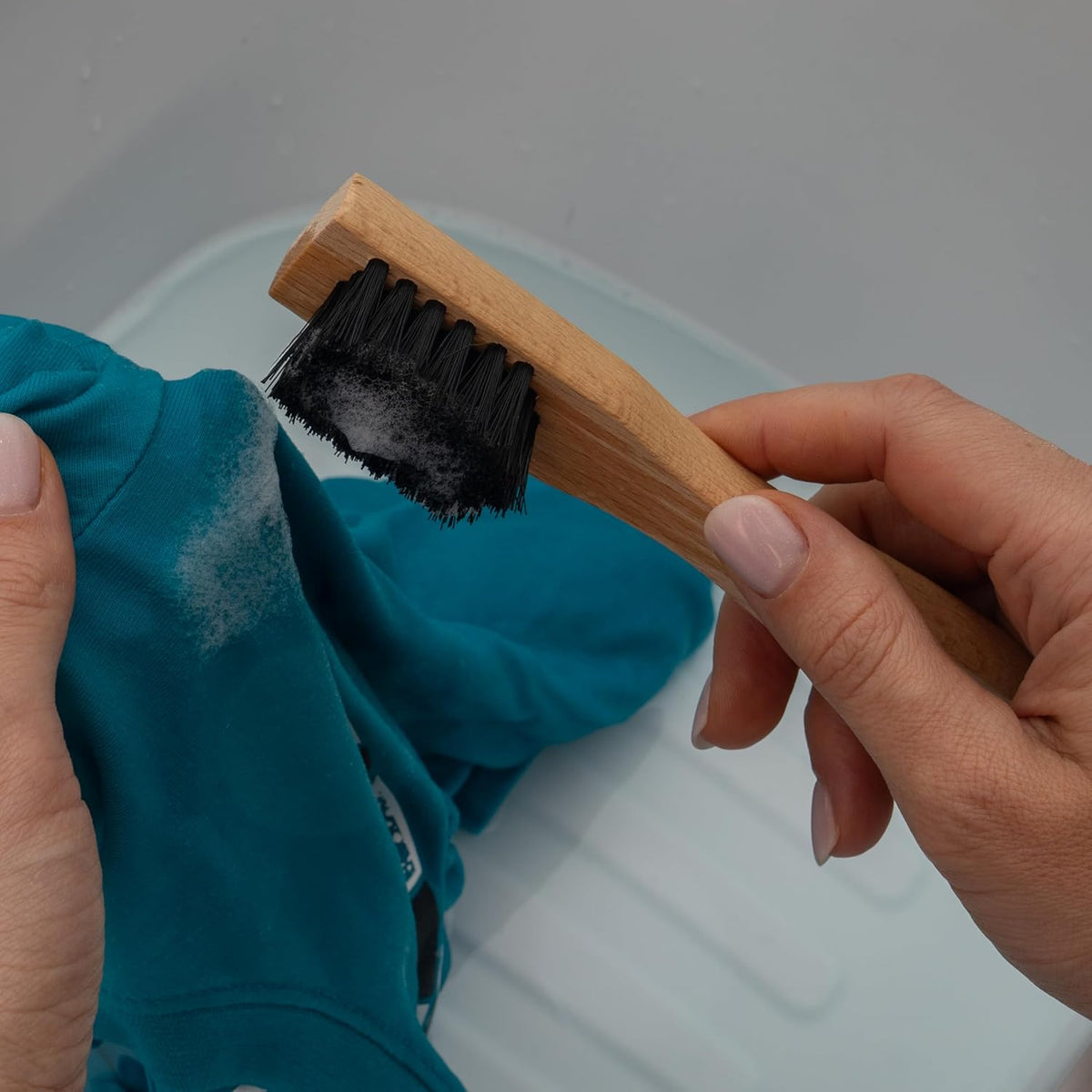 KONEX Laundry Brush - European Economy Laundry Brush for Stains on Clothes, Incredible Stain