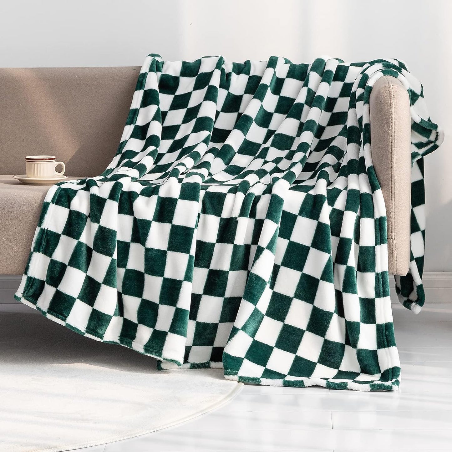 LOMAO Throw Blankets Flannel Blanket with Checkerboard Grid Pattern Soft Throw Blanket for Couch
