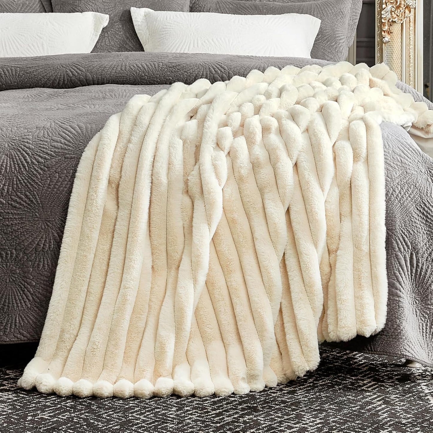 Cozy Bliss Faux Fur Throw Blanket for Couch, Cozy Warm Plush Striped Blanket for Sofa Bedroom