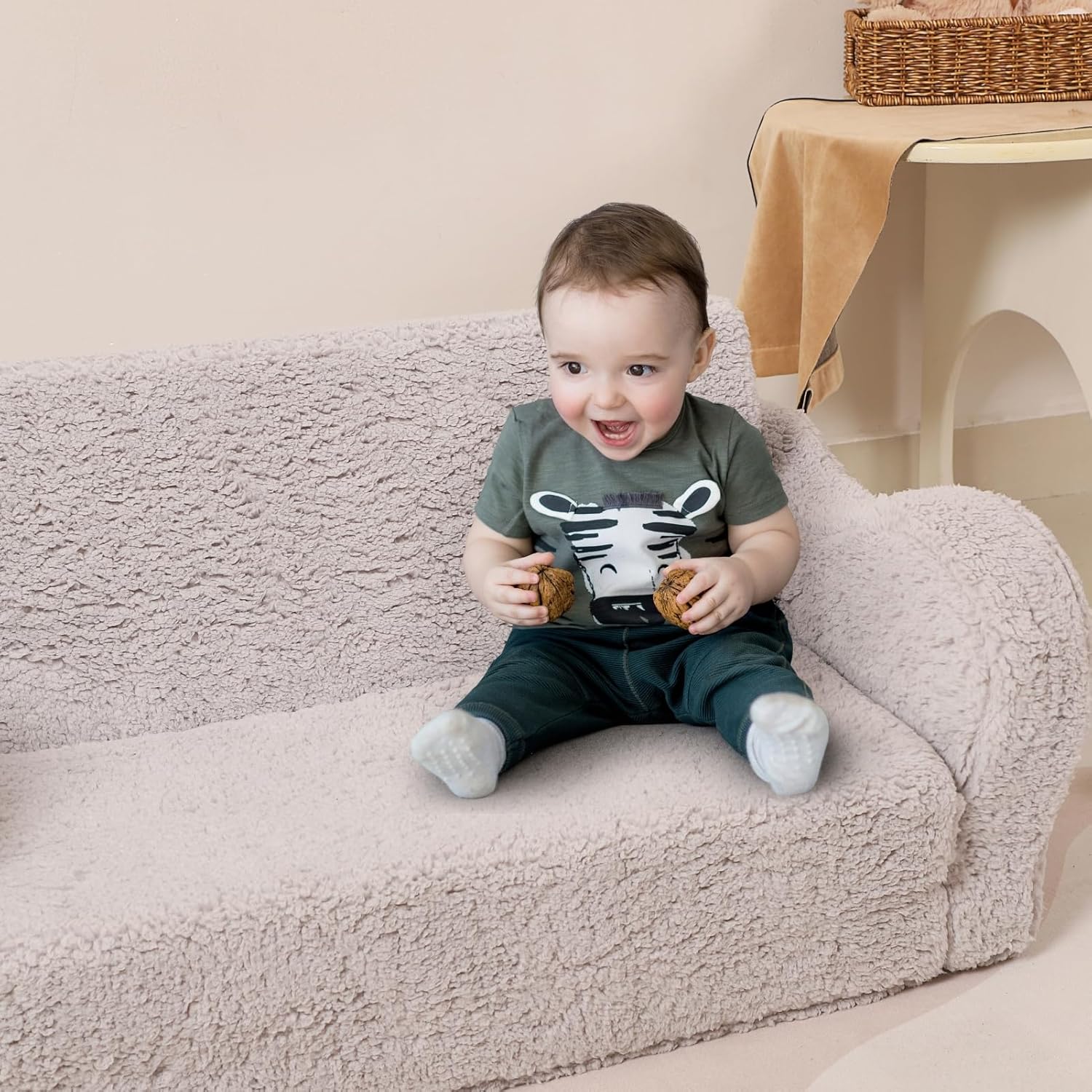 Kids Extra Wide Chairs for Toddler, 2-in-1 Toddler Soft Sherpa Couch Fold Out, Convertible Sofa to